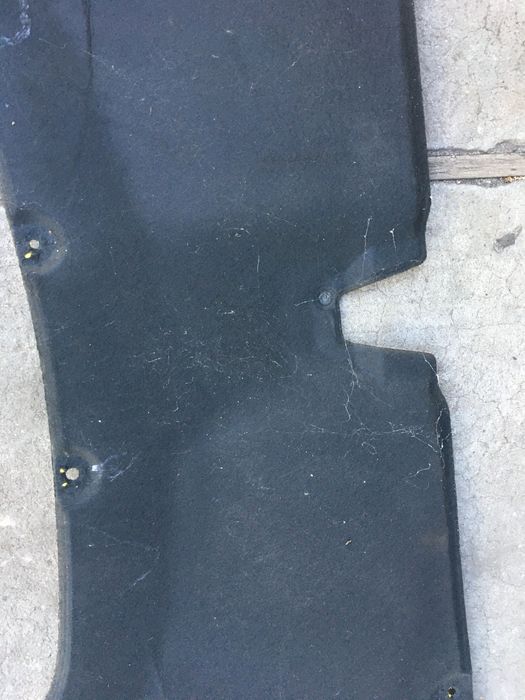 Wygłuszenie maski Toyota Auris II