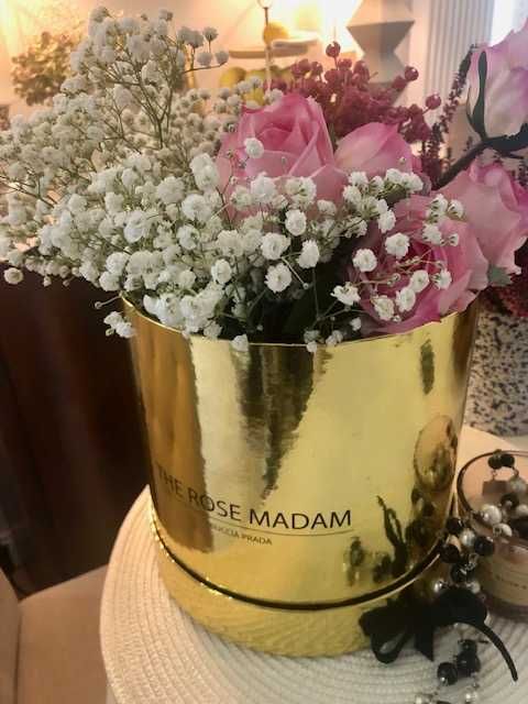 Pudełko Miuccia PRADA na kwiaty  akcesoria Glamour  Ślub piękne Okazja