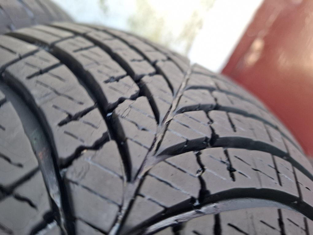Opony Wielosezon Goodyear 195/65/15 Komplet Ładne!!