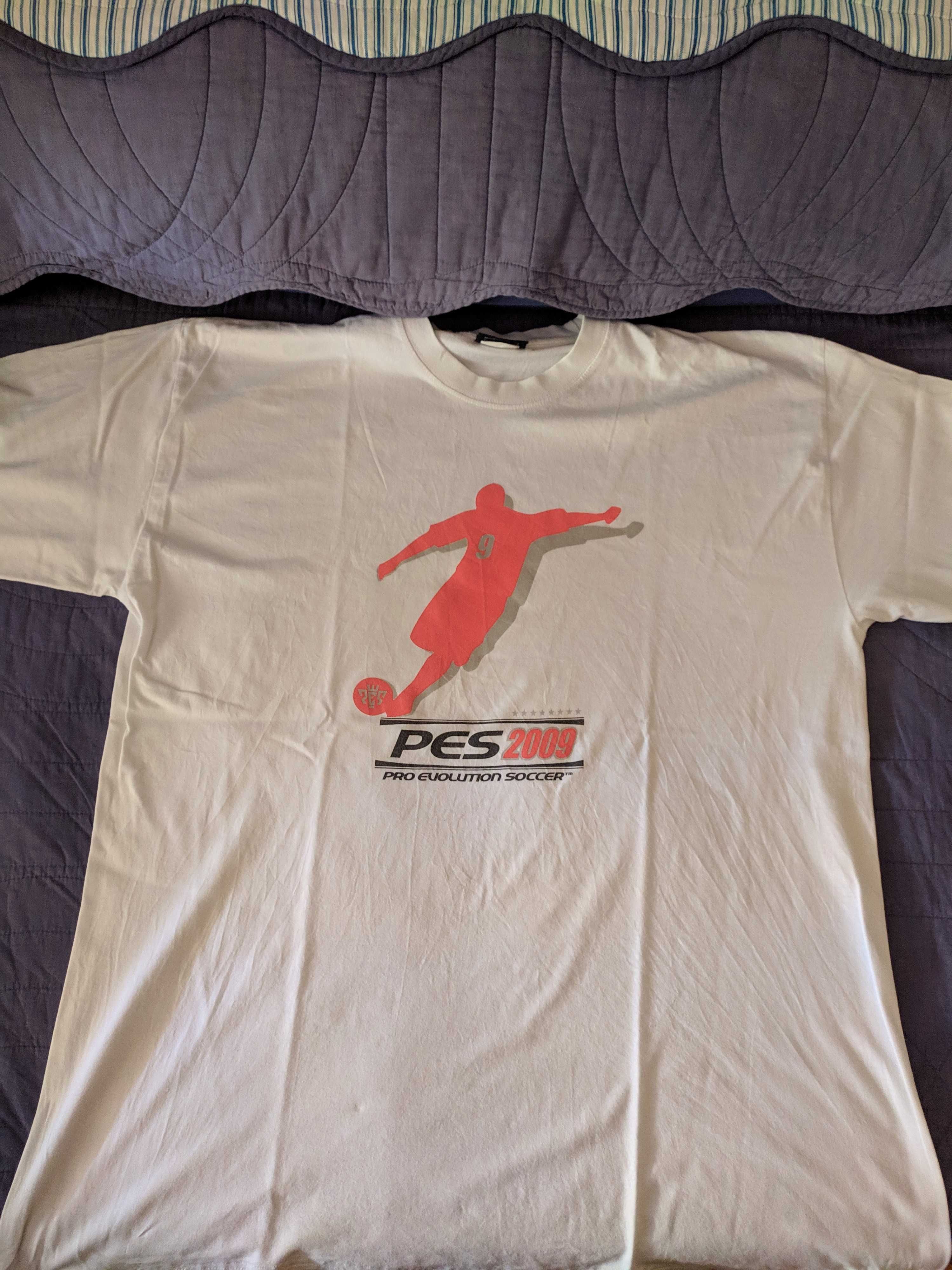 T-Shirt Promocional Pro Evolution Soccer (PES) 2009