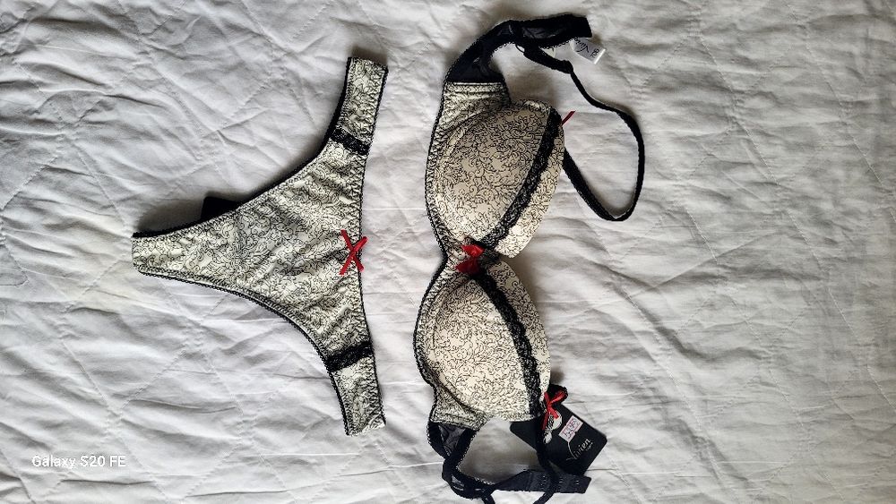 Комплект білизни купальник