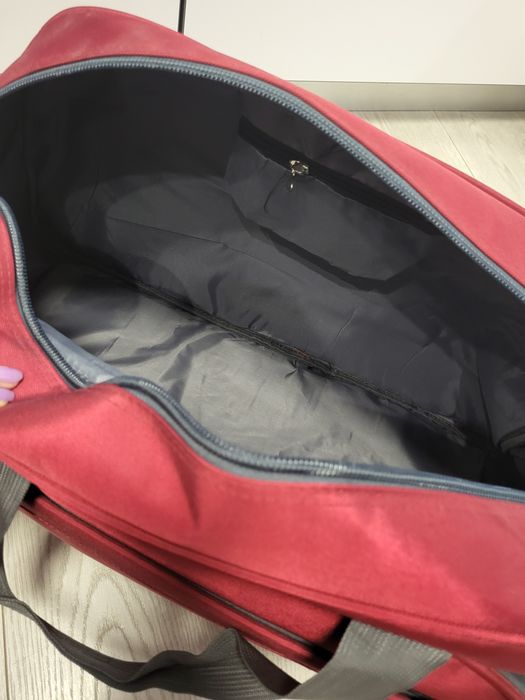 Дорожня сумка TONGSHENG 62x39x25 матеріал нейлон колір бордовий