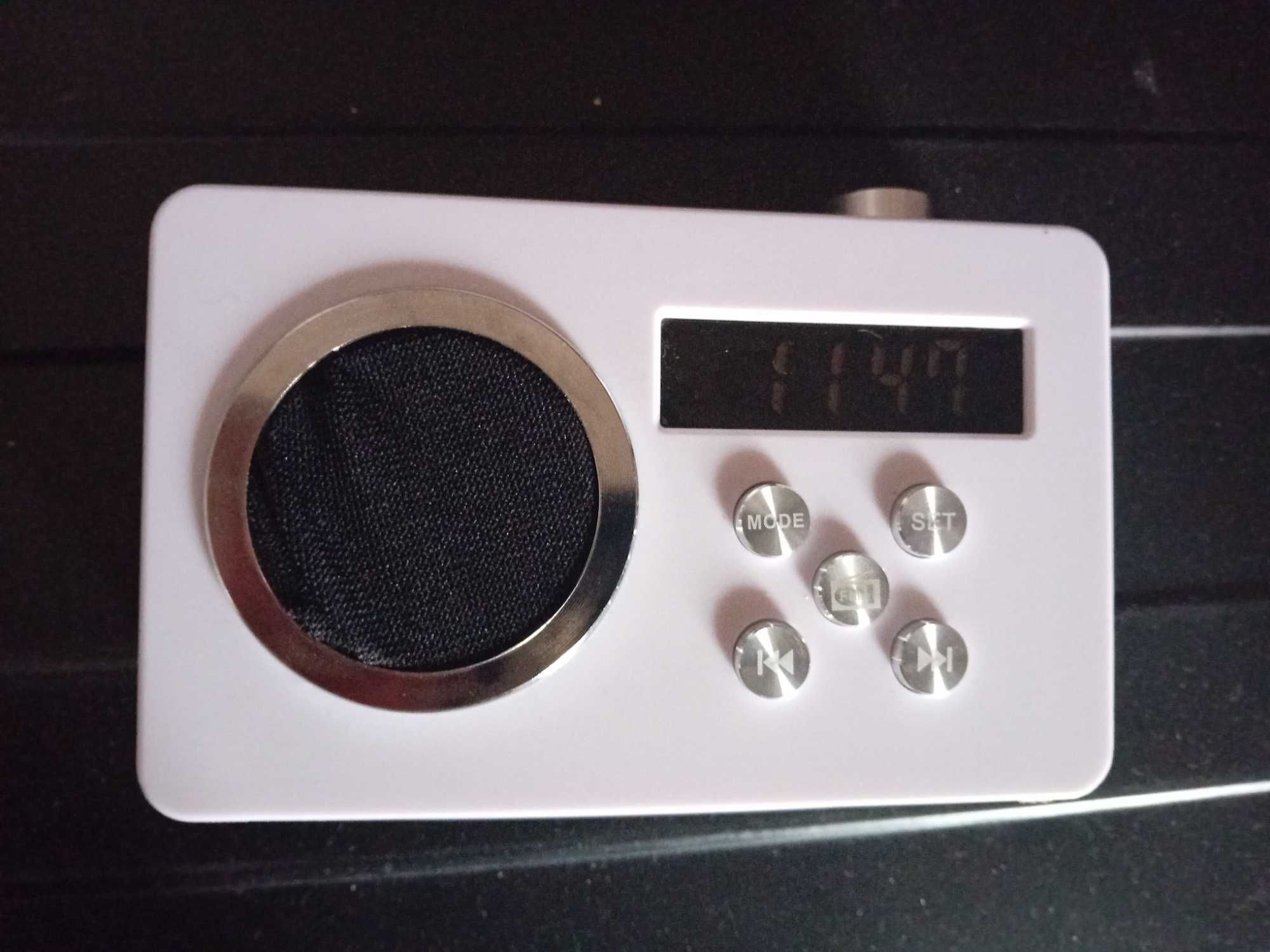 Radio przenośne z lcd !!!Okazja