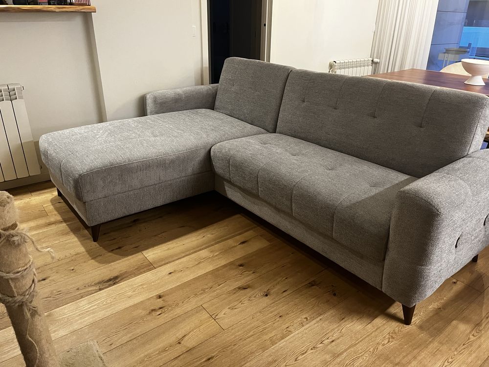 Sofa com chaise long reclinável
