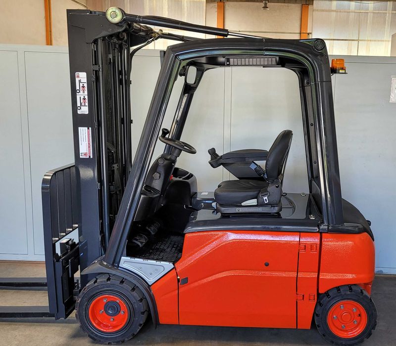 Empilhadores Recondicionados Elétricos