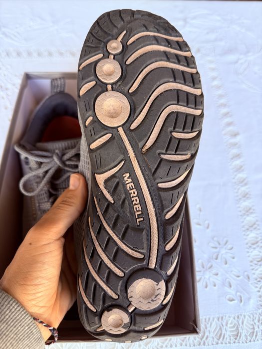 Ténis Merrell Cinzentos