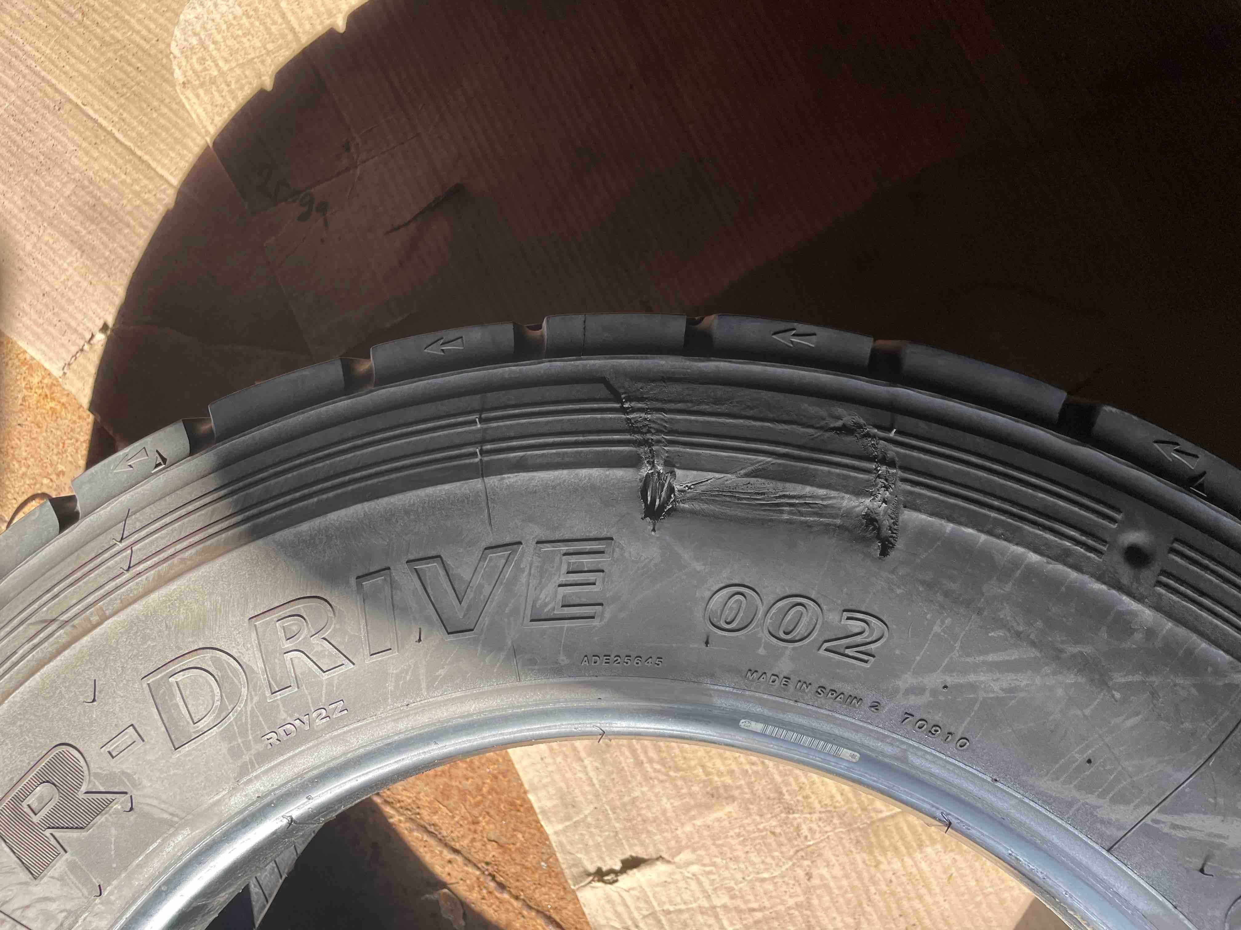 Продам резину Bridgestone 245/70/19,5