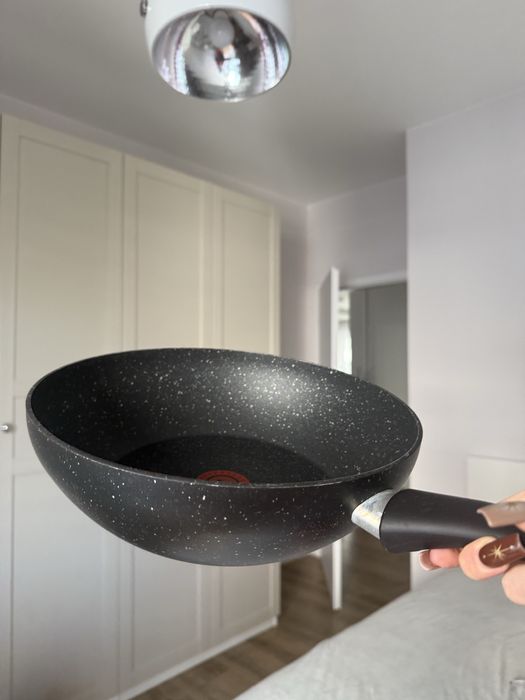 patelnia typu wok Tefal Expertise o średnicy 28 cm