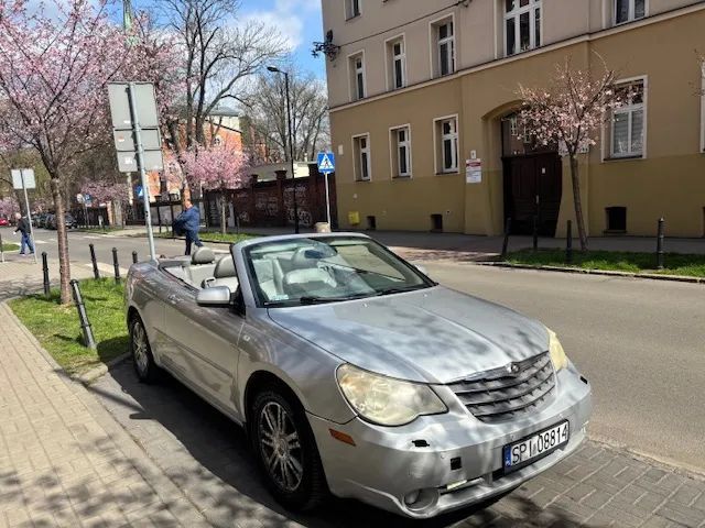Chrysler Sebring Właściciel od 6 lat w Polsce, nowe opony, użytkowany codziennie,