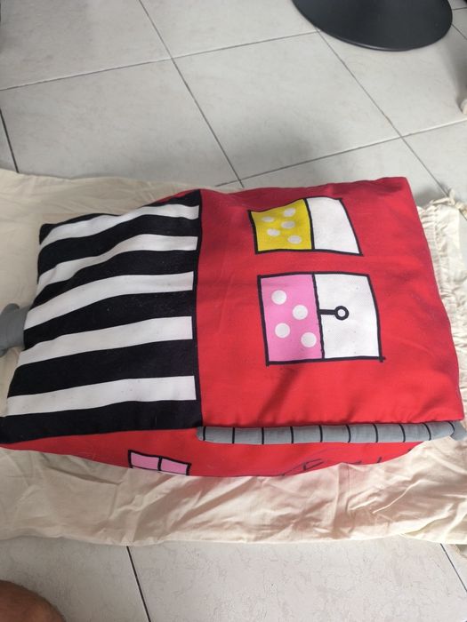 Almofada IKEA casinha