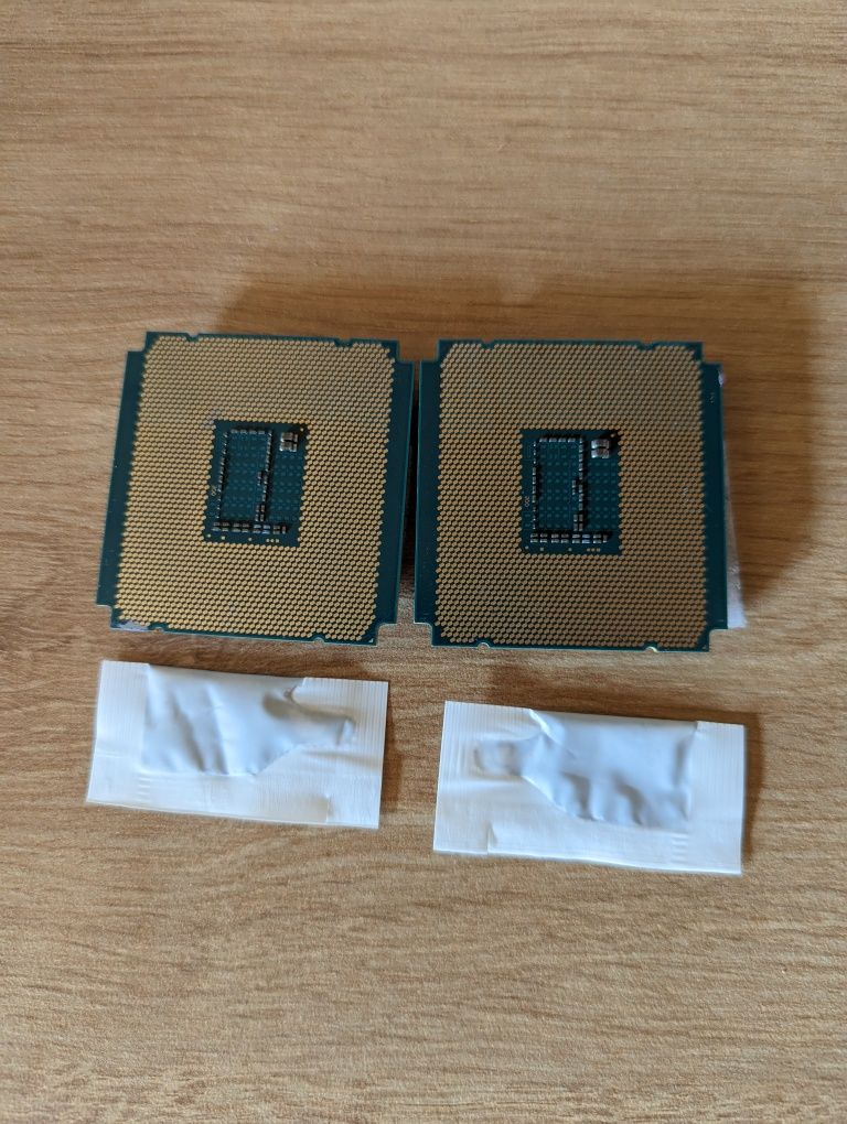 Процесор Intel Xeon E5-2667v3