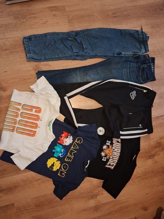 Paka ubrań dla chłopca T-shirty jeansy dresy gratis 164 cm