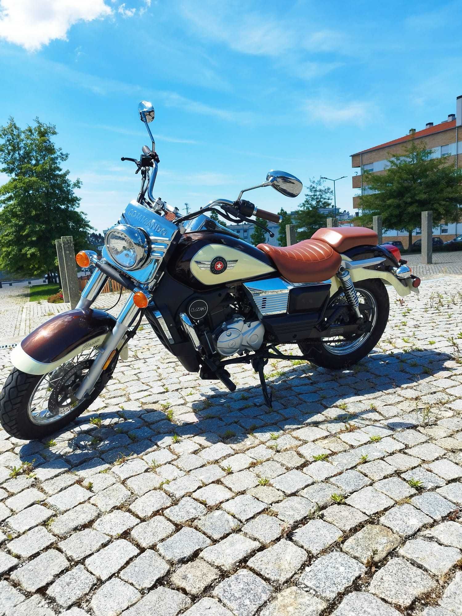 Mota UM 125 Renegade Commando Classic