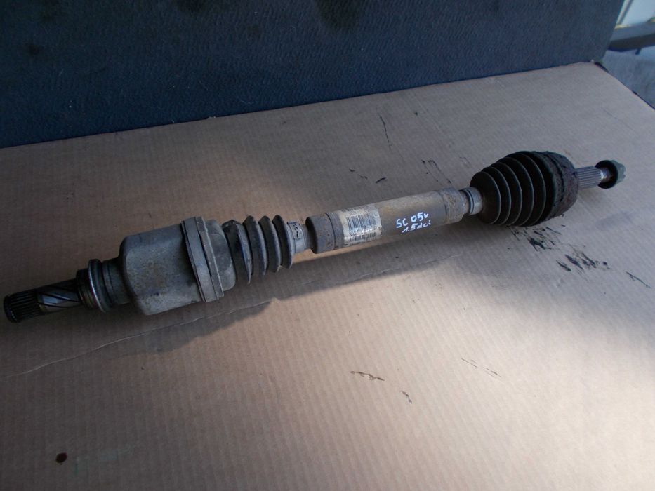 Renault SCENIC 1.5 dci 05r półoś lewa prawa