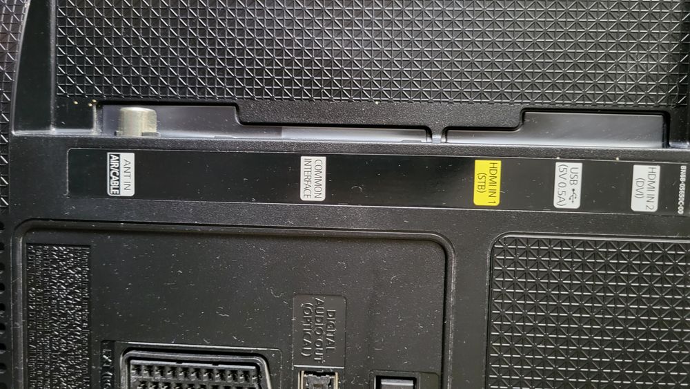 Телевізор Samsung UE32J5100AW