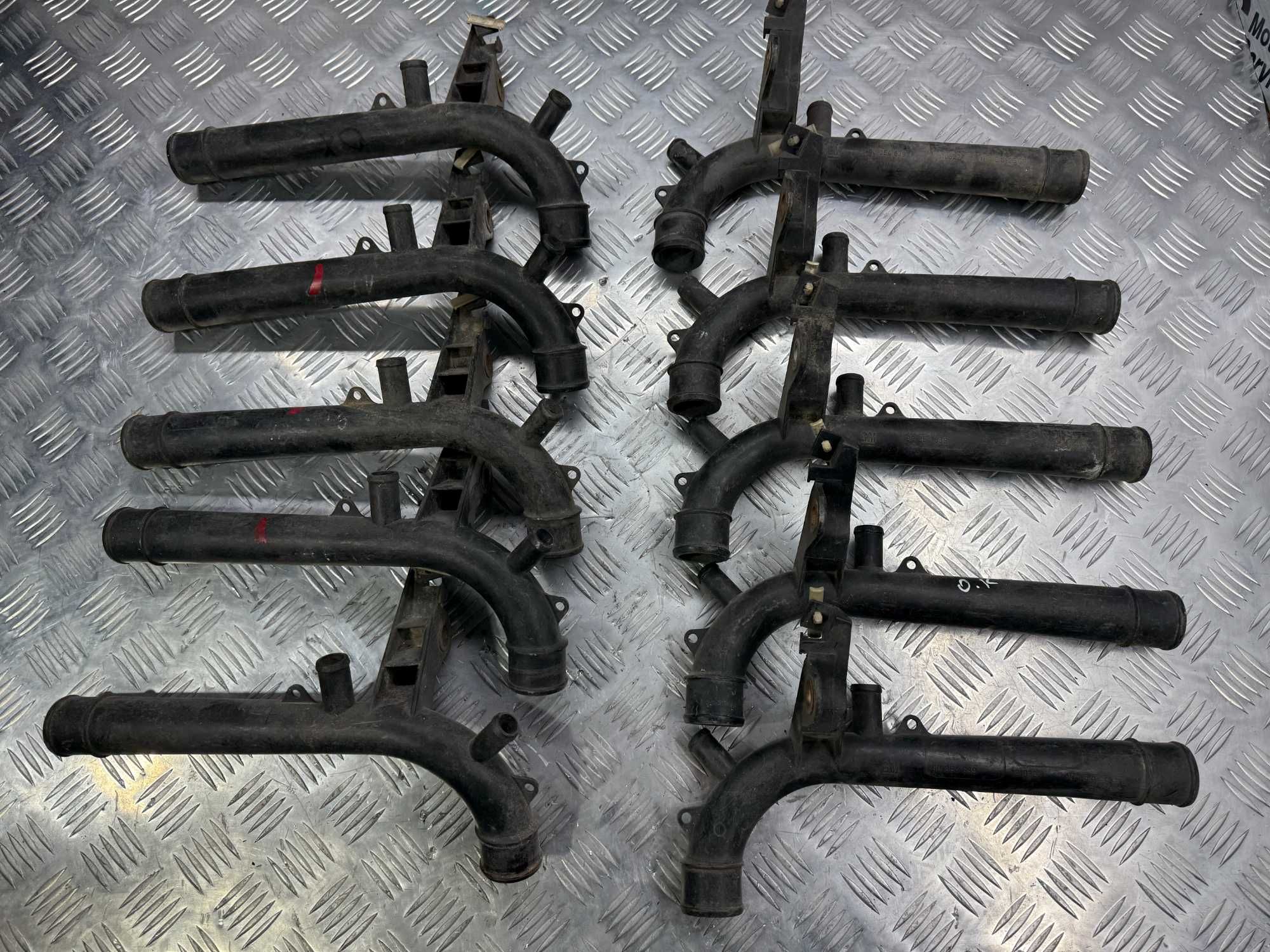 Патрубок охлаждения Opel Astra F Опель Астра Ф 1,4 1,6i. 90354839