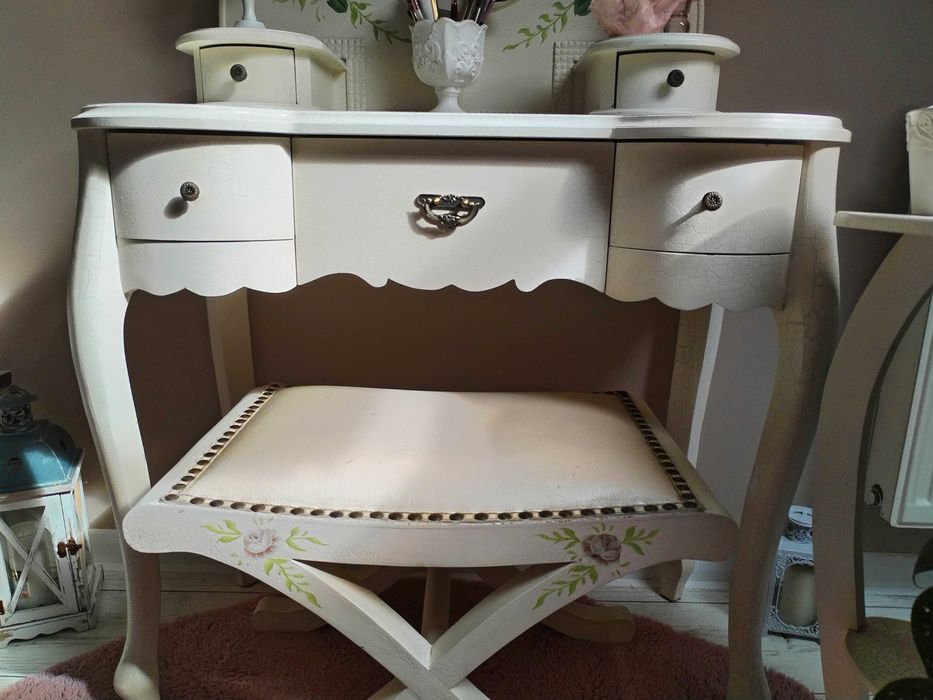 Toaletka Prowansja rękodzieło