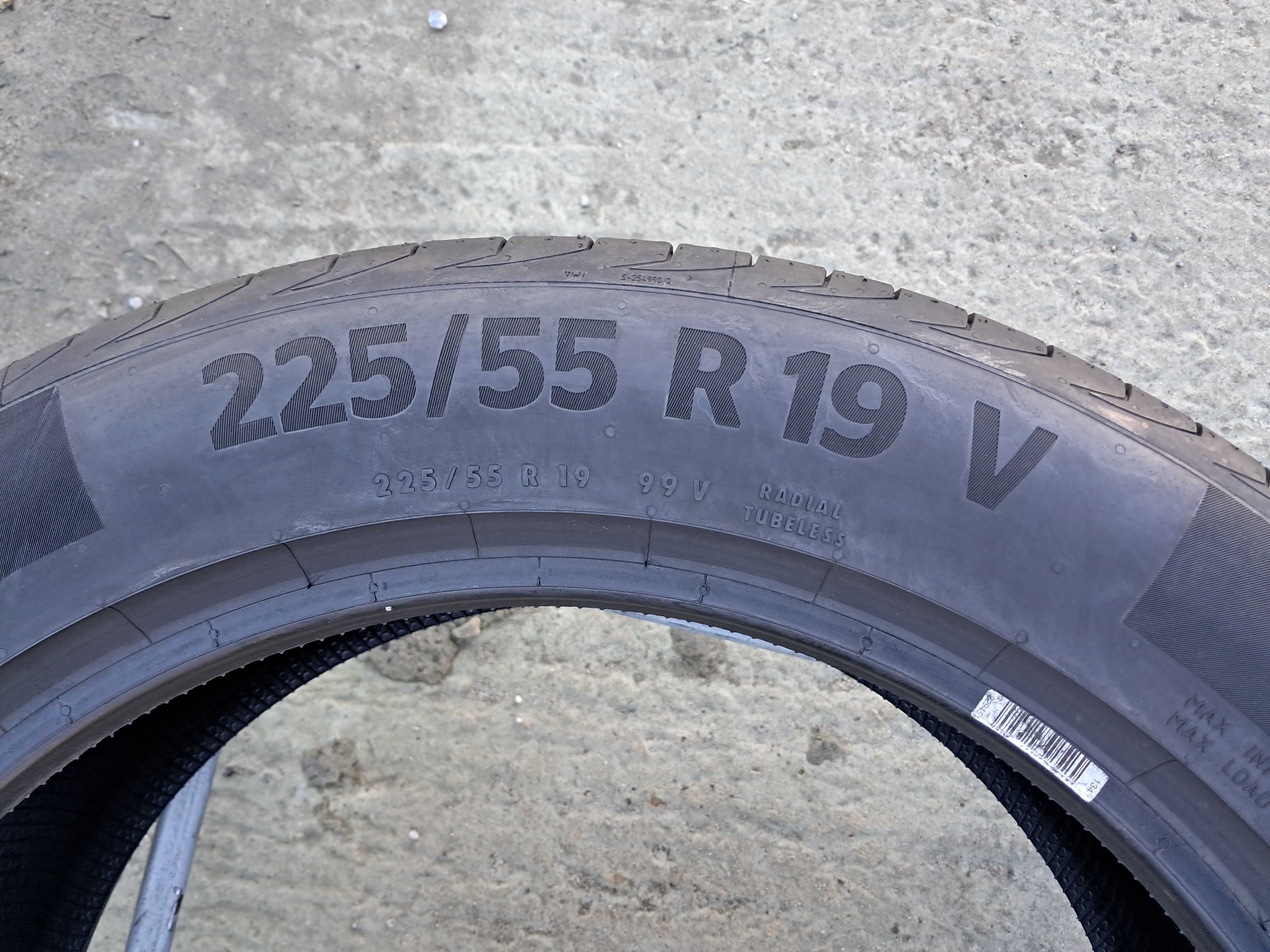 Резина літня, 99%, 225/55 R19 Continental Premium Contact 6 (арт10284)