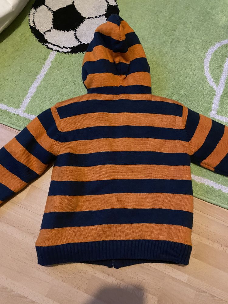 Futerkowy sweterek r 146/152
