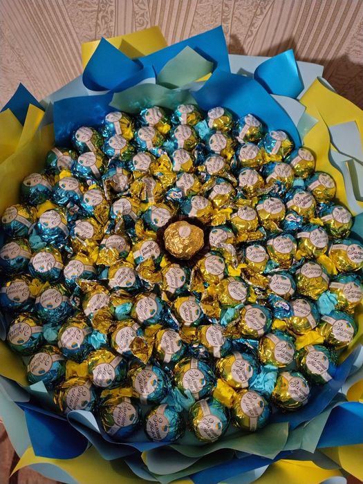 Букет з цукерок на любий смак