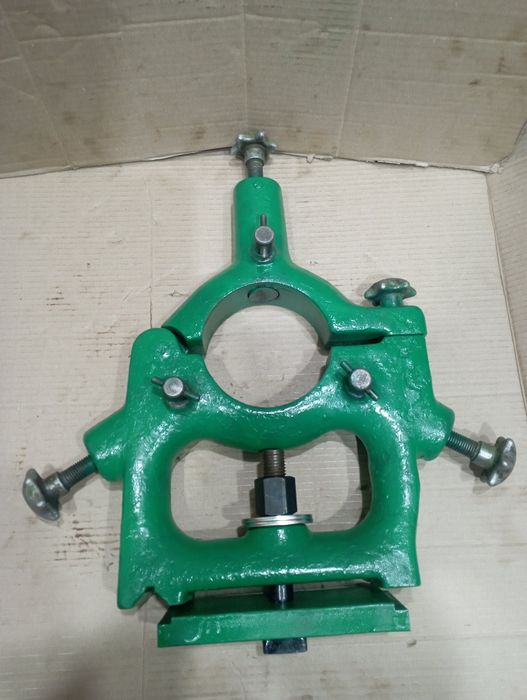 Люнет к токарному станку