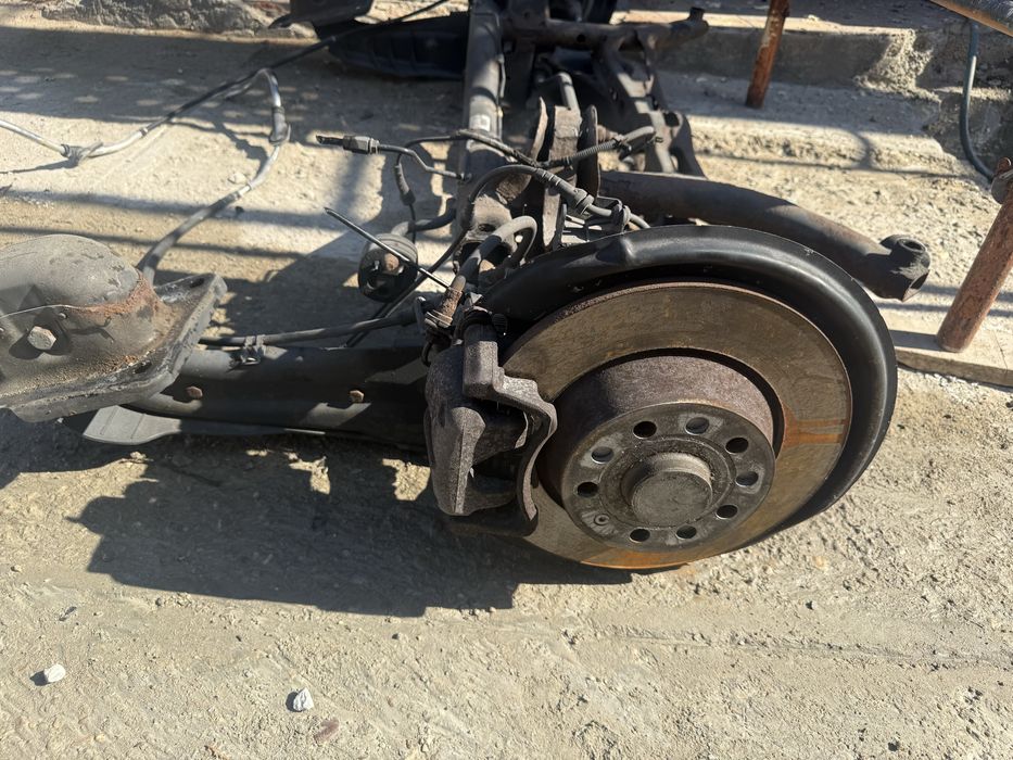 Eixo traseiro audi a3 8p travagem 312 mm