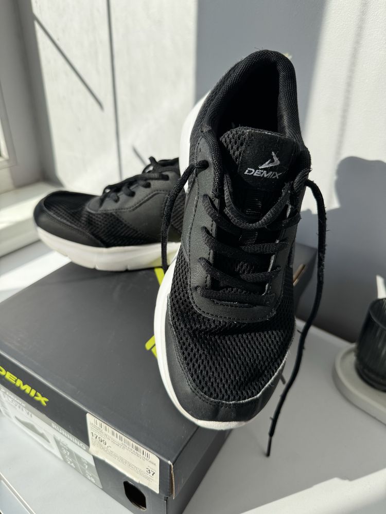 Кроссовки кросівки Demix running