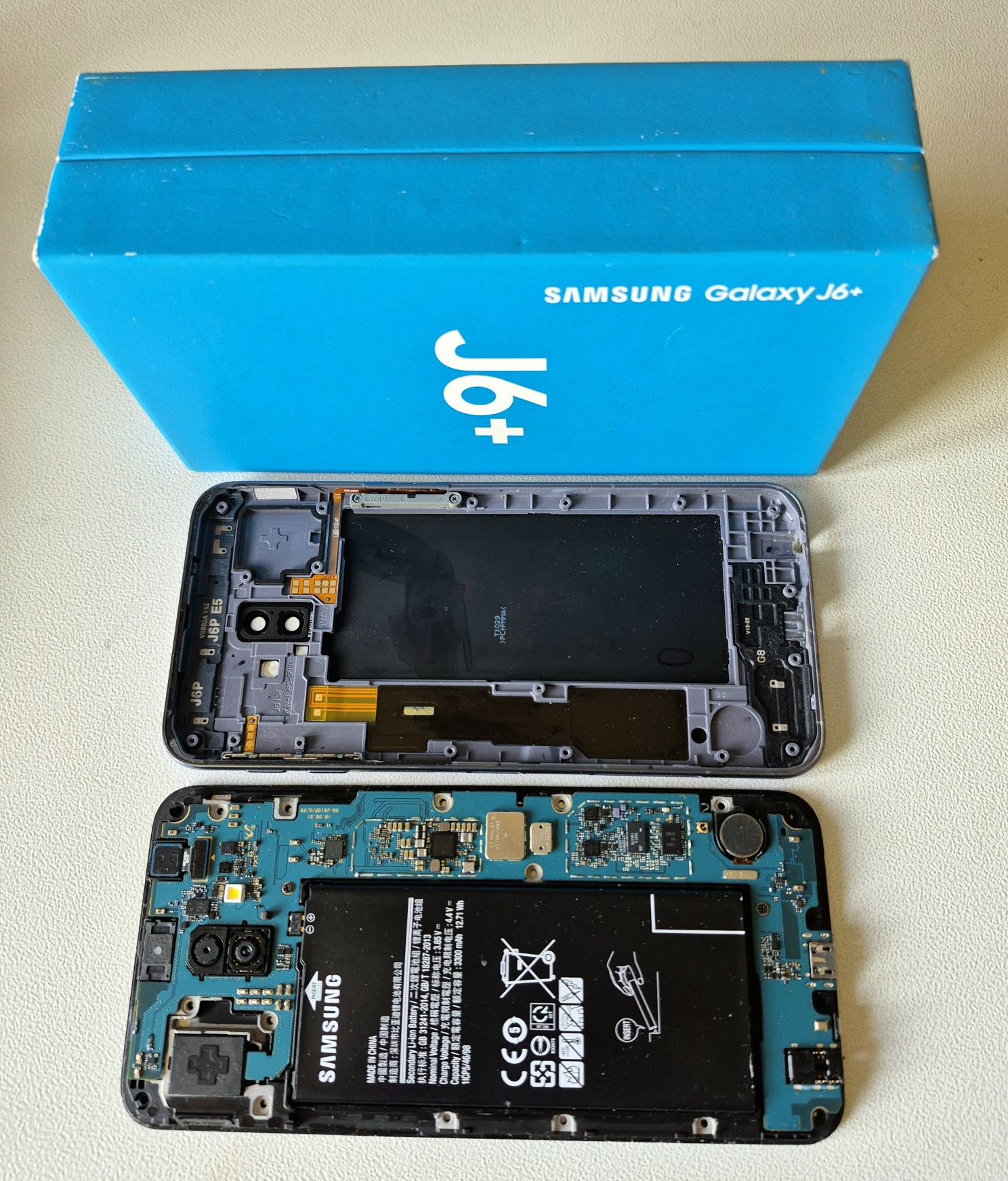 Телефон Samsung Galaxy J6 Plus 2018 року на розбірку