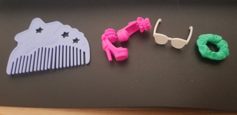 Barbie Lalka z długimi włosami Totally Hair