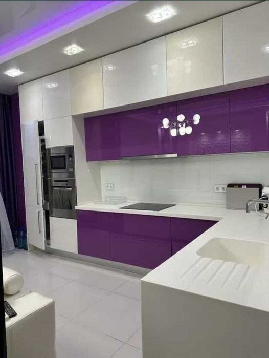 Продаётся просторная 3-комнатная квартира с эксклюзивным ремонтом!