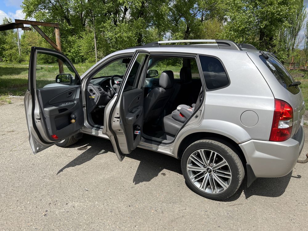 Продам Hyundai Tucson 2005р Газ/Бензин 2.0