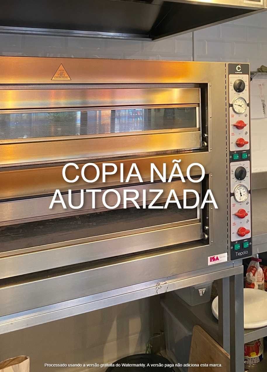 Forno para Pizza Cuppone Tiepolo 6 + 6 com Estrutura de Apoio em Inox