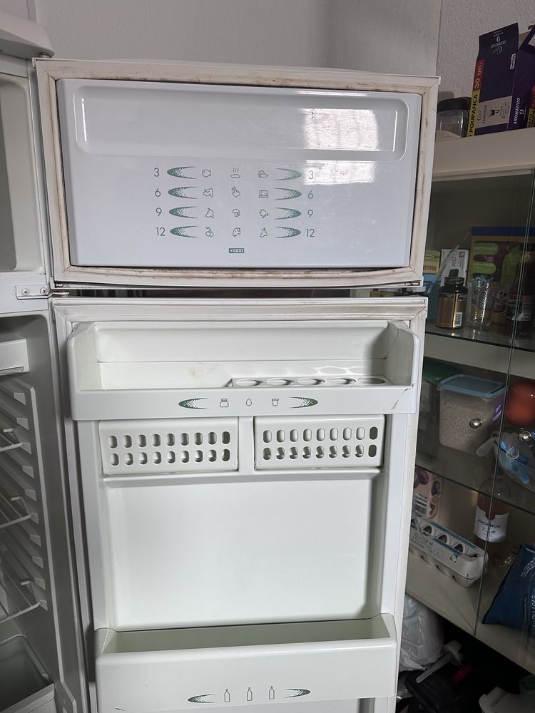 Vendo frigirifico 2 portas