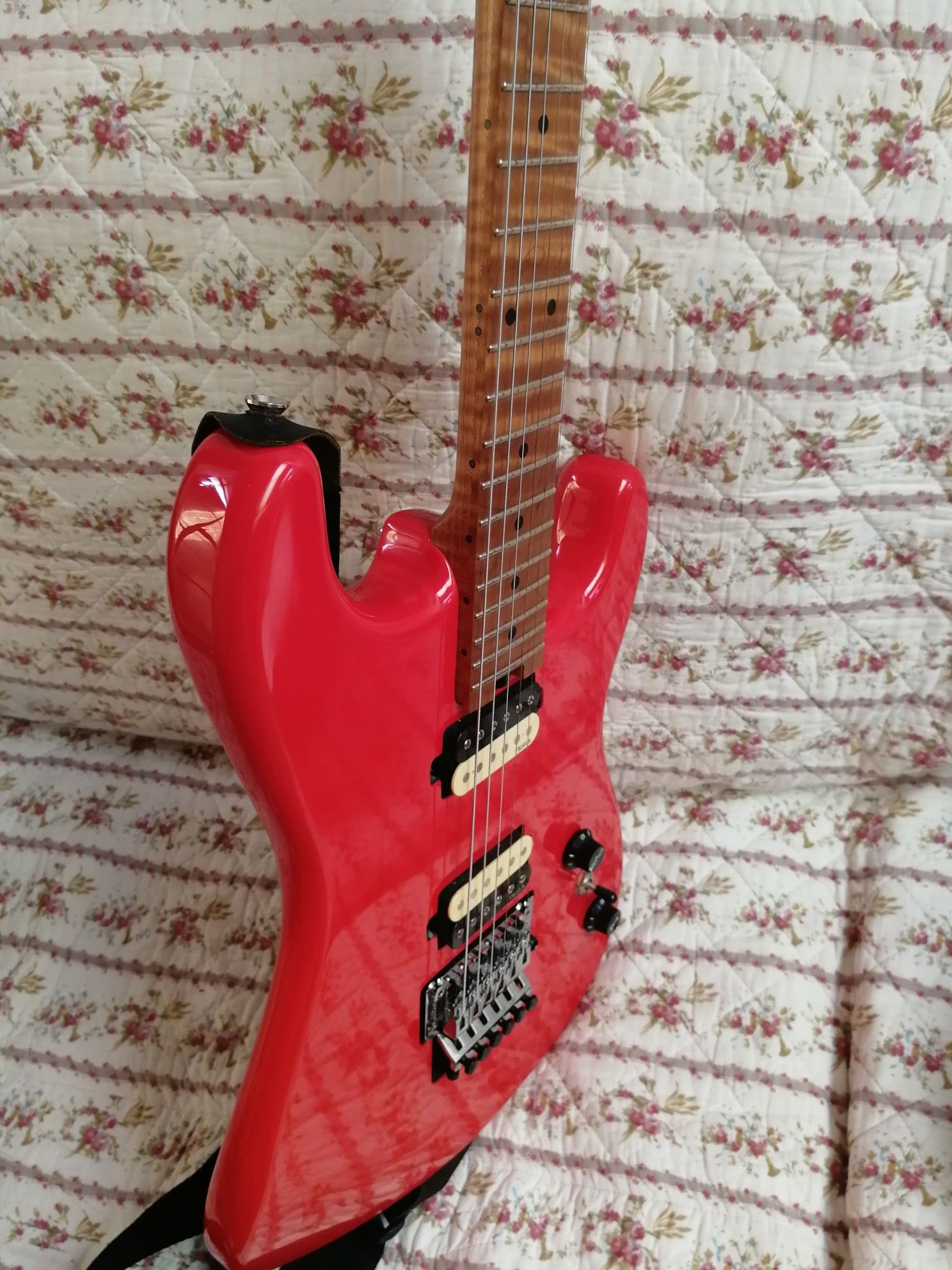 Harley Benton® Pro. St-80 Radiant Red.