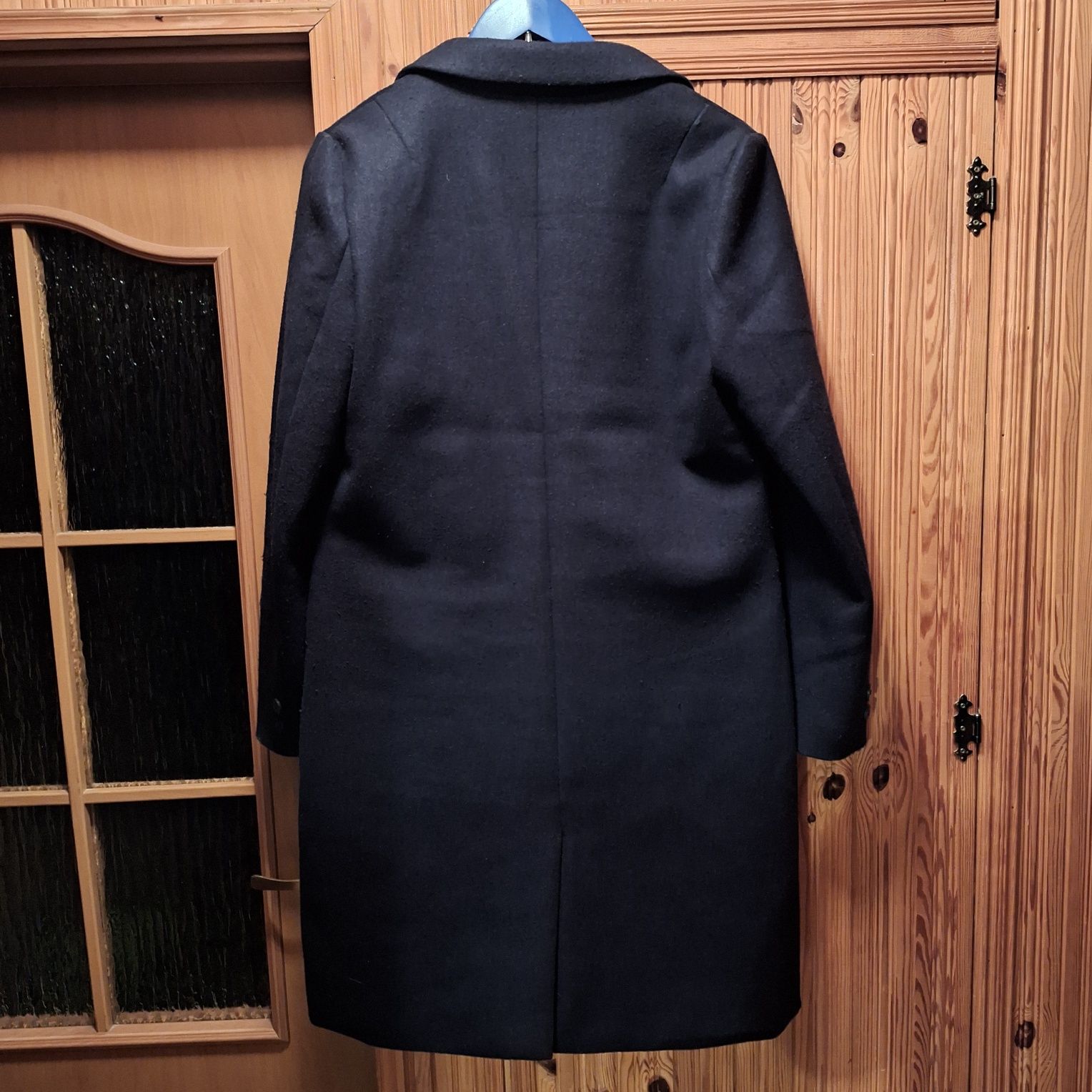 Granatowy dłuższy jesienno-zimowy płaszcz Sinsay L