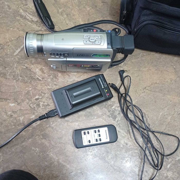 Відео камера Панасоннік vz 10