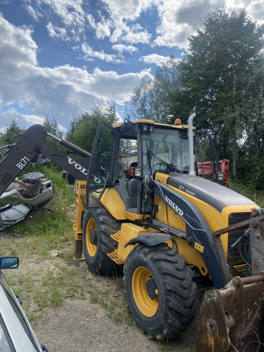 Послуги Ескаваторів 5/9тон трактор та Автокрана 22метра 20 тон