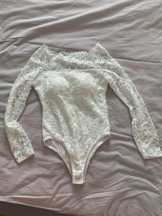 Body koronkowe z długim rękawem roz M