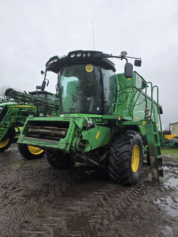 Комбайн зернозберальний john deere w650