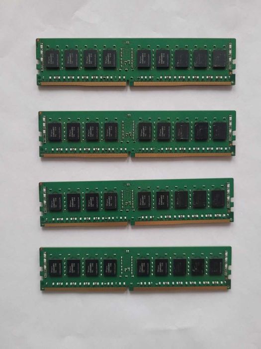 DDR4 32GB ( 4 x 8GB ) Pamięć RAM SKHynix PC4-2133P ECC RDIMM 2133Mhz