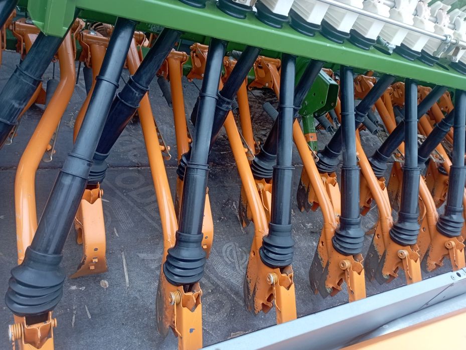 Siewnik Amazone D7 Special ll 2.5m 19 radlic