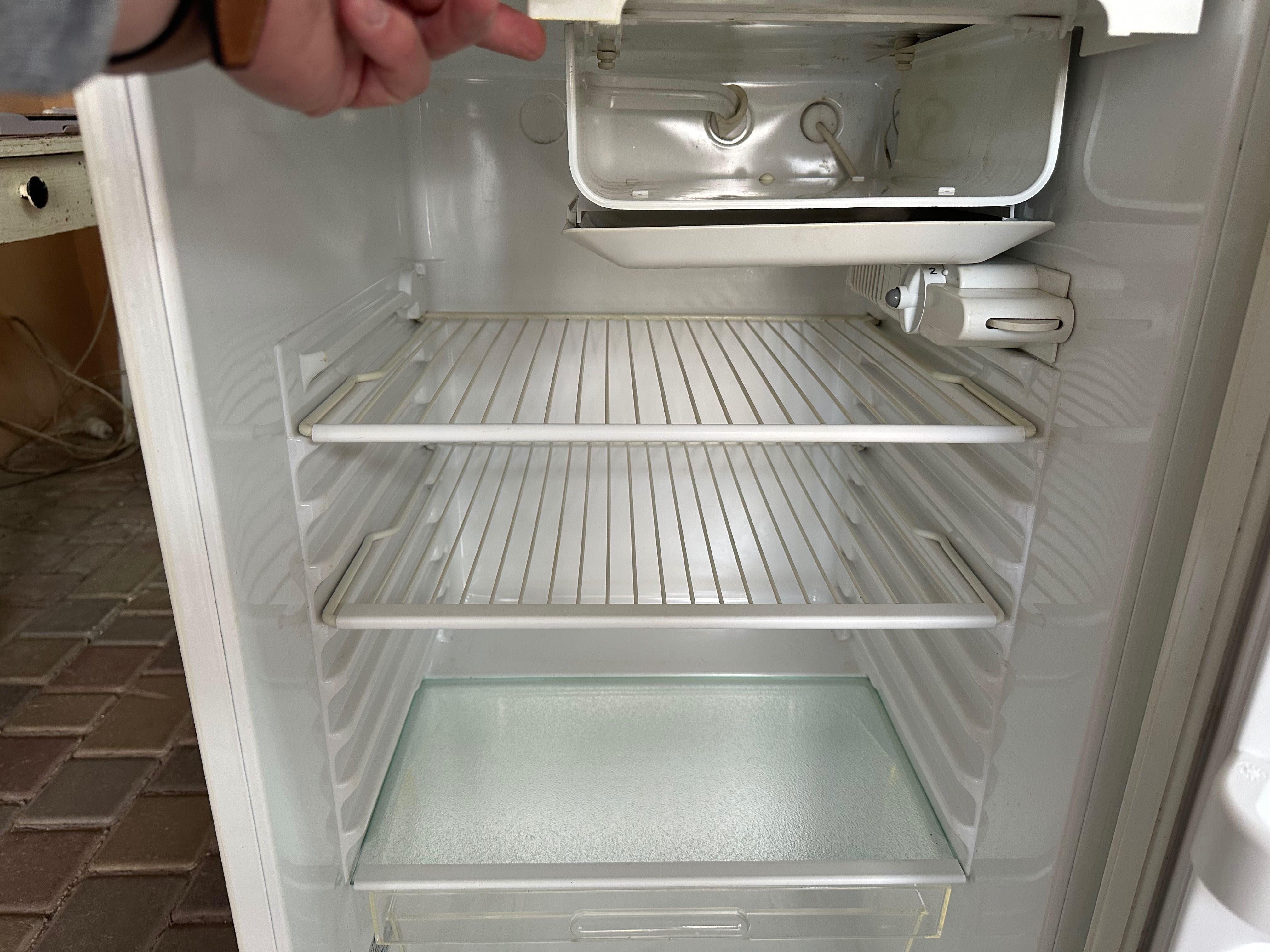 Холодильник Privileg (студент) Добрий стан!