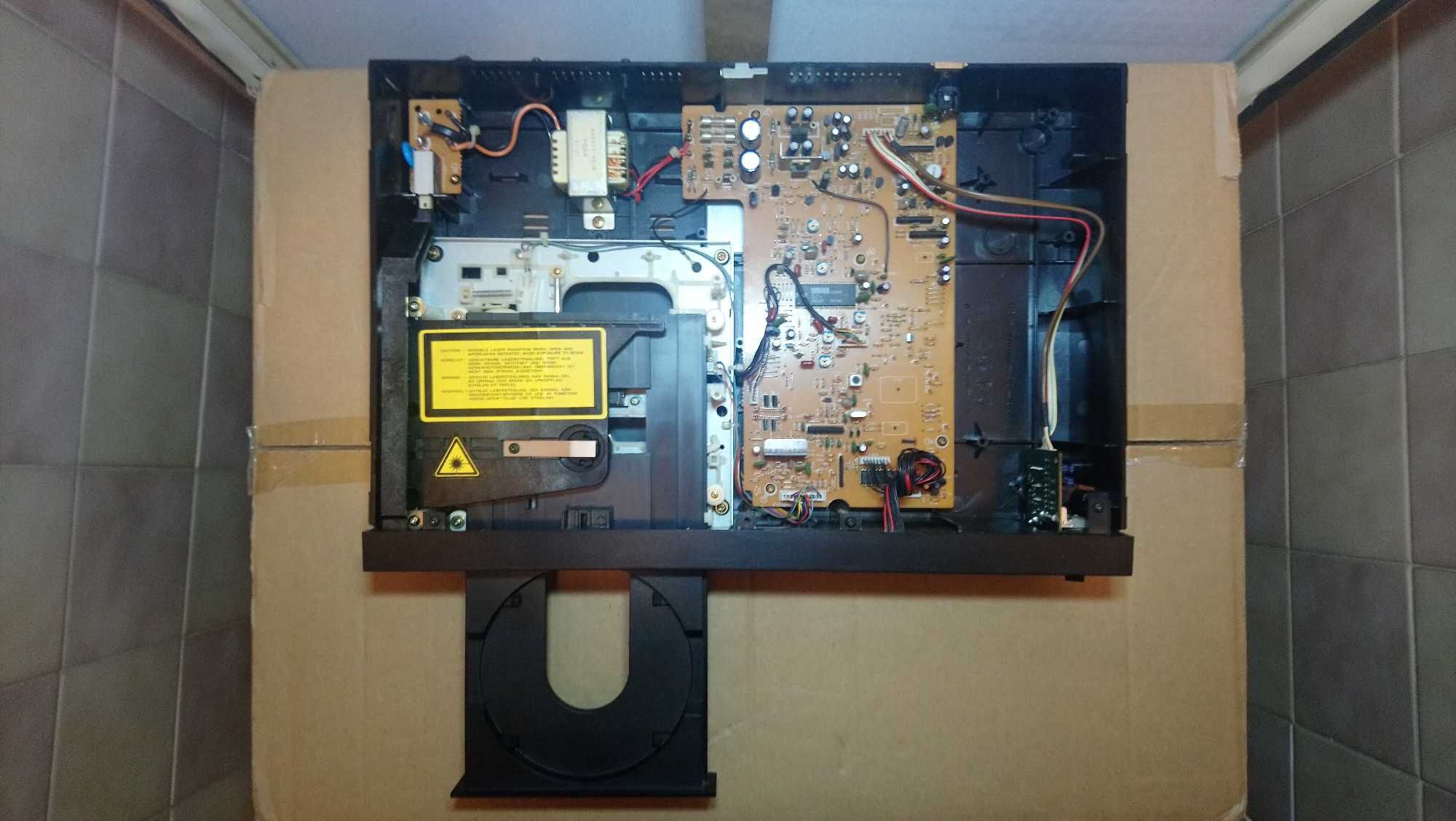 Odtwarzacz CD Digital CD 550 II układ scalony Yamaha XC488AO