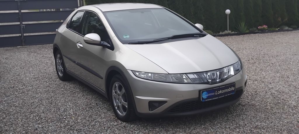Honda Civik UFO  Benzyna Klima