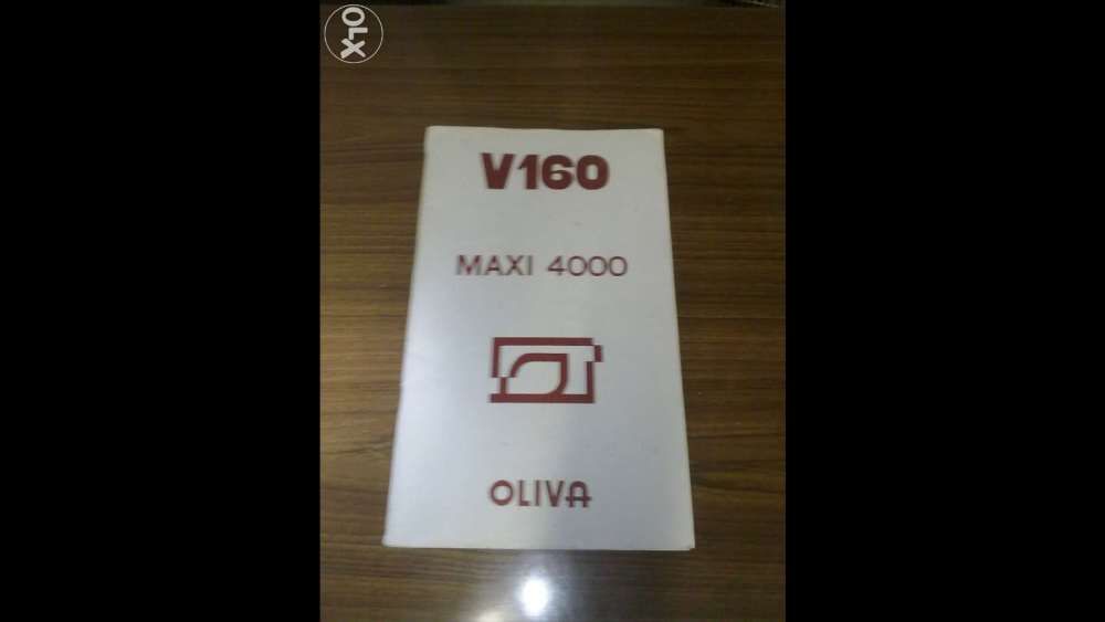 Maquina de costura Oliva mod V160 maxi 4000 movel original e impecavel