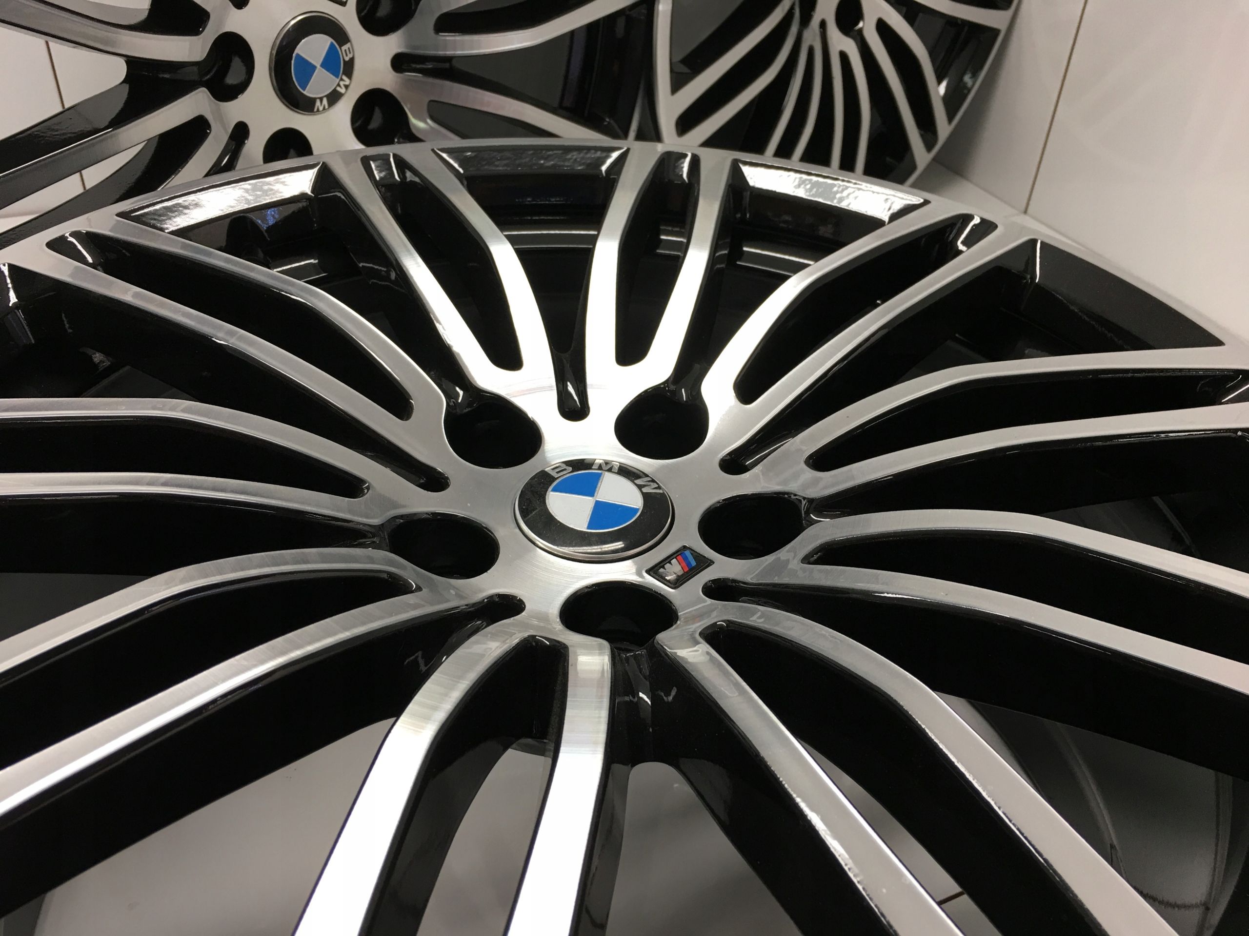 Felgi 19 BMW m Pakiet G30 G31 X3 G01 Oem Przod 8 Tyl 9