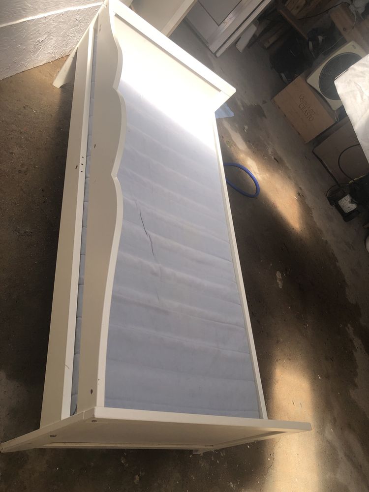 Cama criança branca com colchao