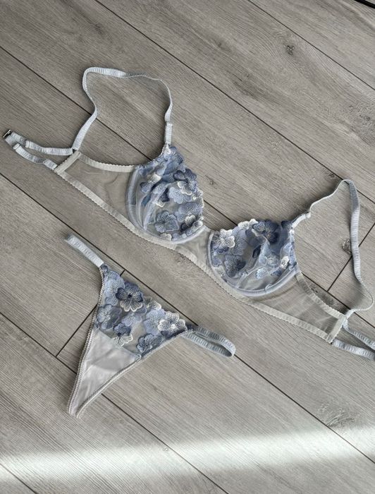 Сексуальна білизна р.М 75в