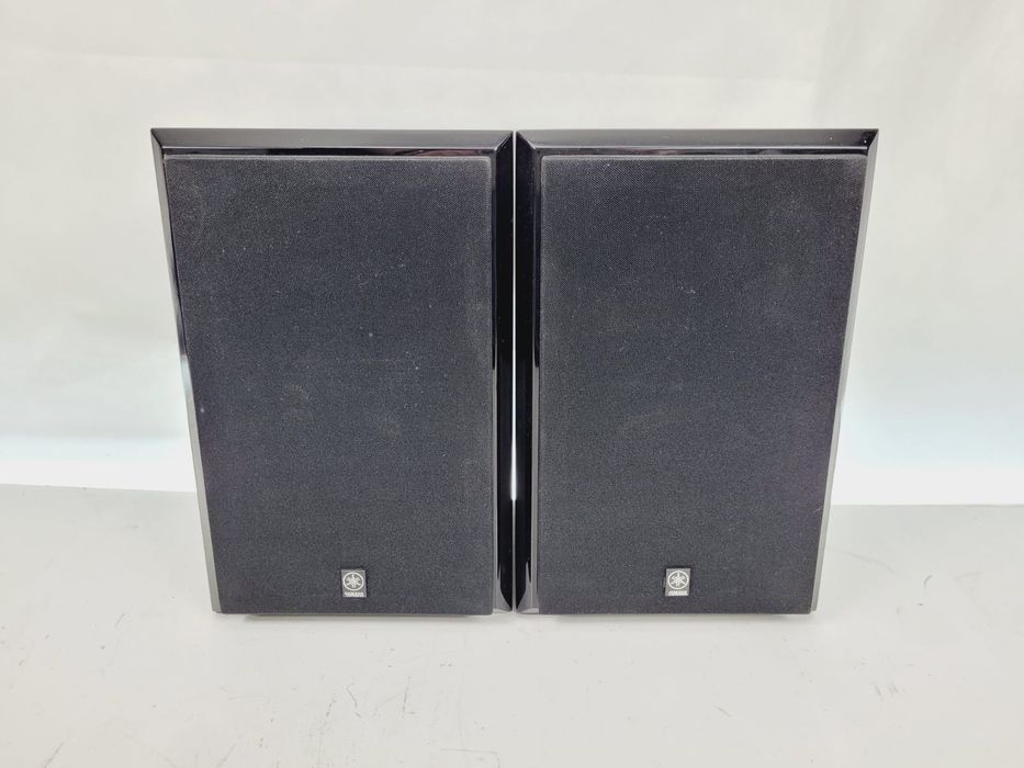 Yamaha NX E 300 kolumny 40/110W 6ohm monitory piano black