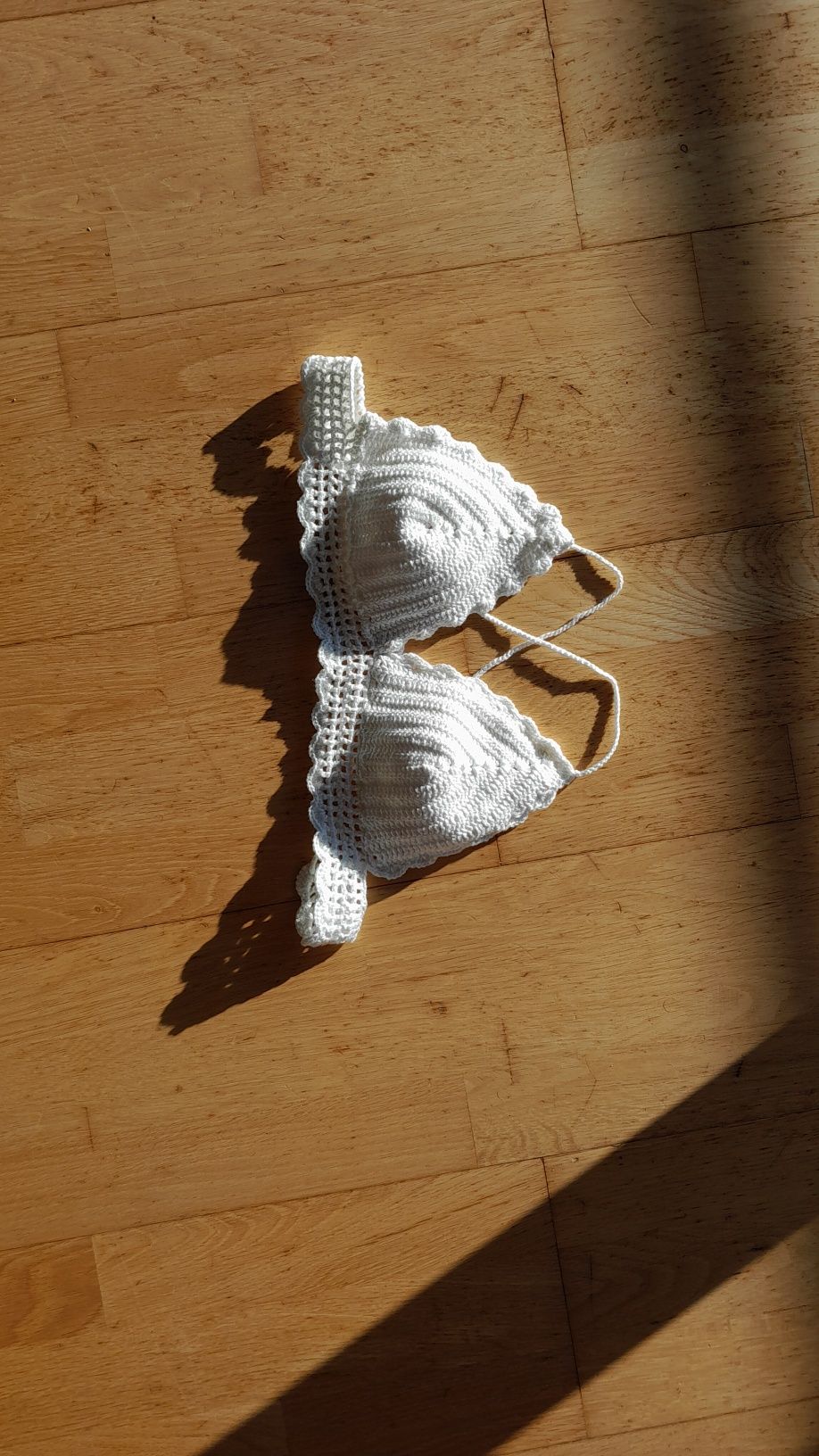 Top branco em crochet
